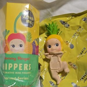 Sonny Angel Pineapple Hipper 100% Authentic